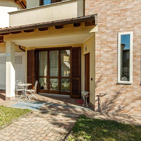 Le Quattro Stelle Villa Cardano Al Campo Exterior foto
