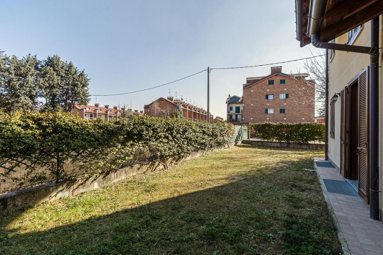 Le Quattro Stelle Villa Cardano Al Campo Exterior foto